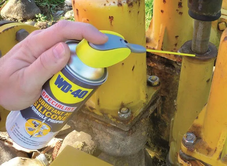 Lubrifiant au silicon 400ml (12 pcs ) ** WD 40